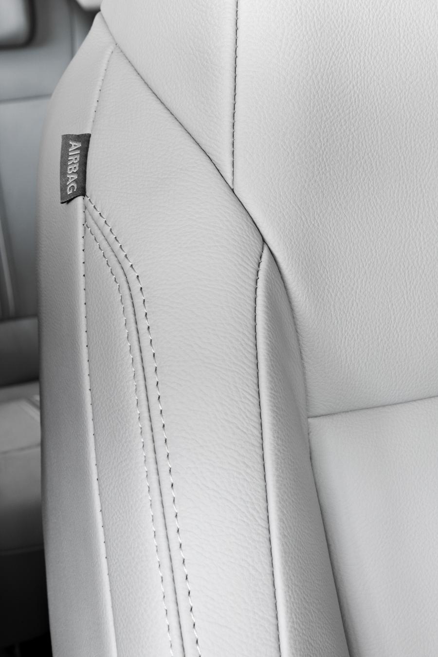  Peugeot 5008 2009 года  (фото 12 из 122)